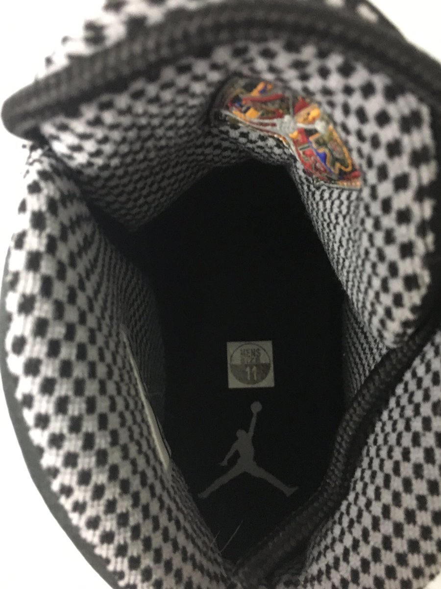 MH2882's tweet photo. Jordan 10 Stealth (2012) Near Deadstock for sale size 11 dm if you're interested https://t.co/OQeZDT1Dpw