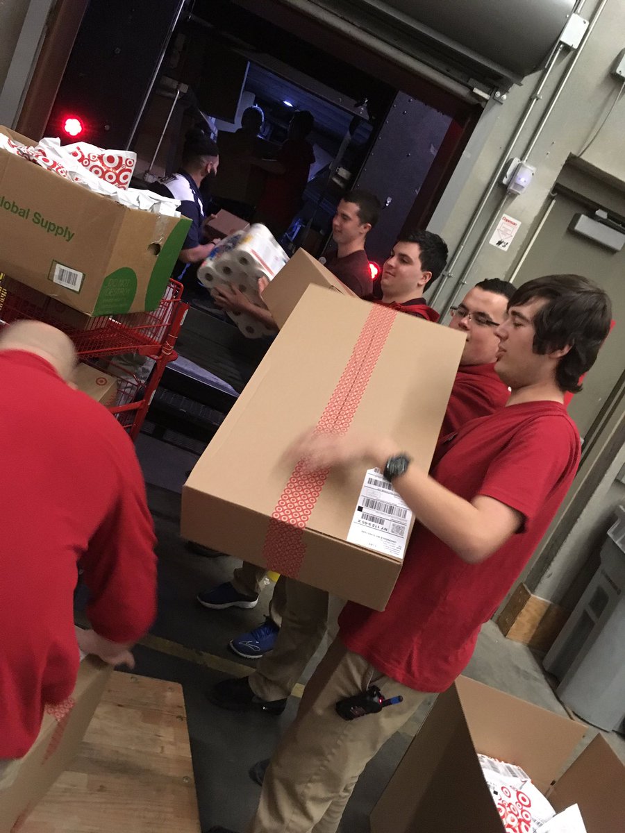 HAdornato's tweet photo. When UPS comes in the middle of our huddle... the whole team helps out! #T2847 #SFS #teamwork https://t.co/WgxNVONdxX