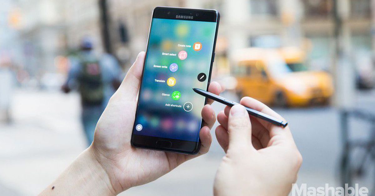 gabriel_hussy's tweet image. Get ready to giggle, a lot, over Samsung&apos;s code name for the Note 8 dlvr.it/NZ4YDq #Note_8 #Galaxy_Note_8 #Android