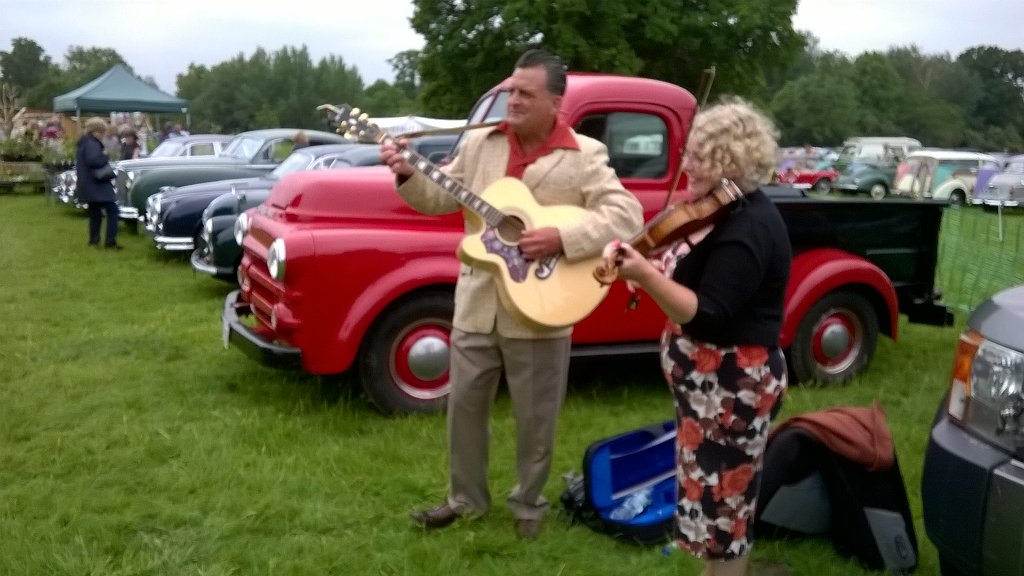 FloralFringe's tweet image. Crikey, just realised its only about 10 weeks 2 floralfringefair.co.uk @kneppcastle June 3rd &amp;amp; 4th! #maythesunshine