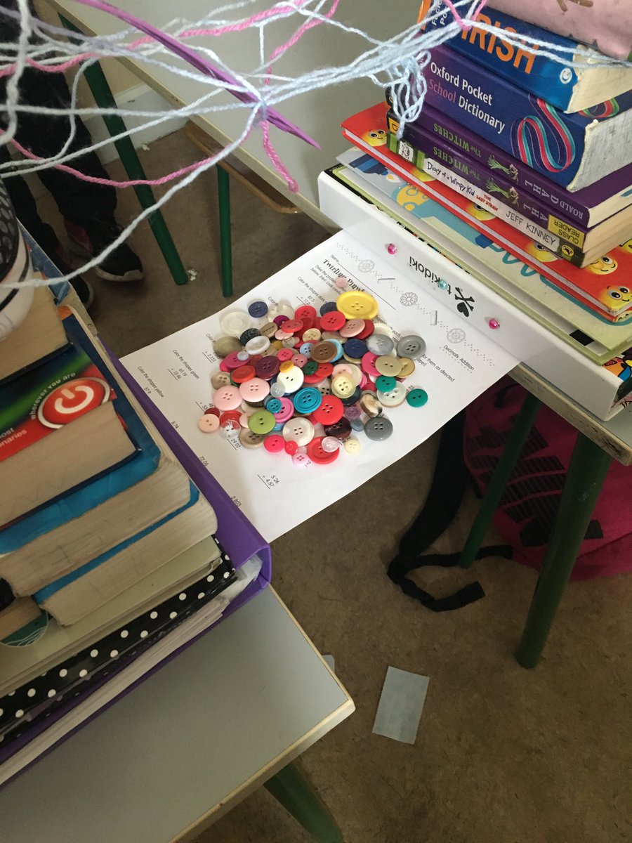msfeeley4th's tweet photo. Had great fun today experimenting with paper bridges for #engweek17 Strongest bridge could hold 400 buttons #edchatie #fifthclass https://t.co/hmoYRtBllK