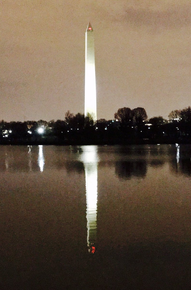 CharlesCycleHQ's tweet photo. Stunning night ride in Washington with DC #destination @CyclingDC https://t.co/yRaNbxcmiH
