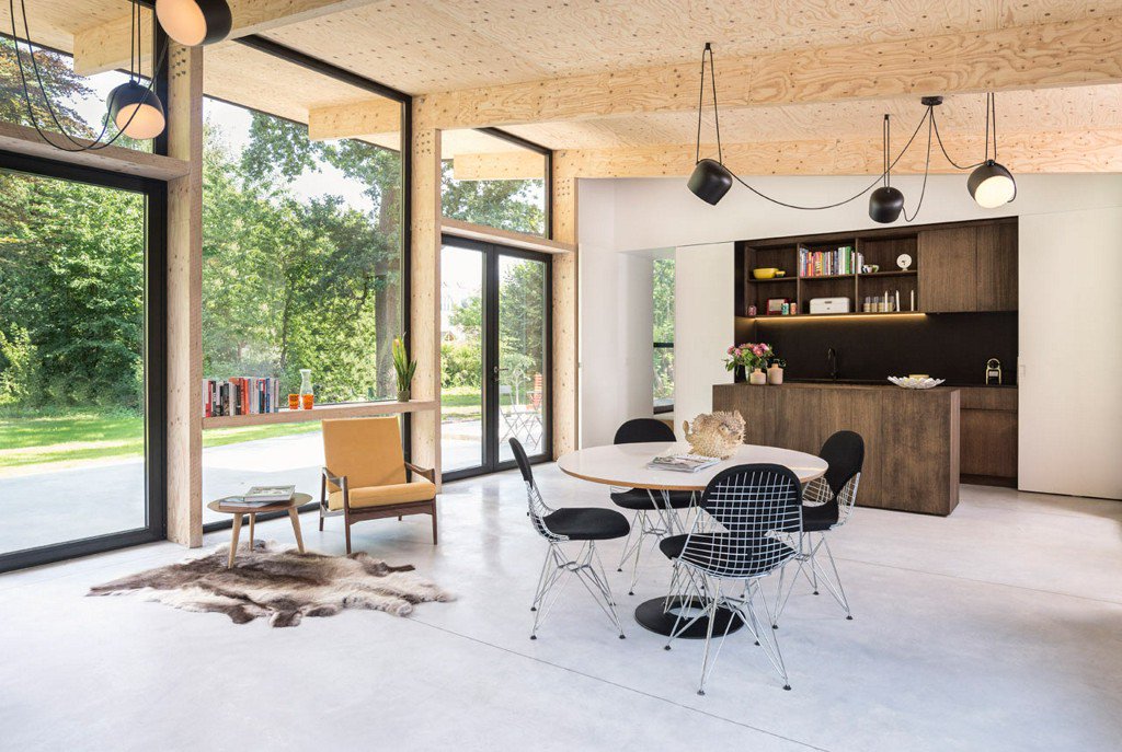 designmilk's tweet photo. A Semi-Detached House in Belgium  https://t.co/PFfY5ryQMr #fromthearchives https://t.co/0oOQQVJmrb