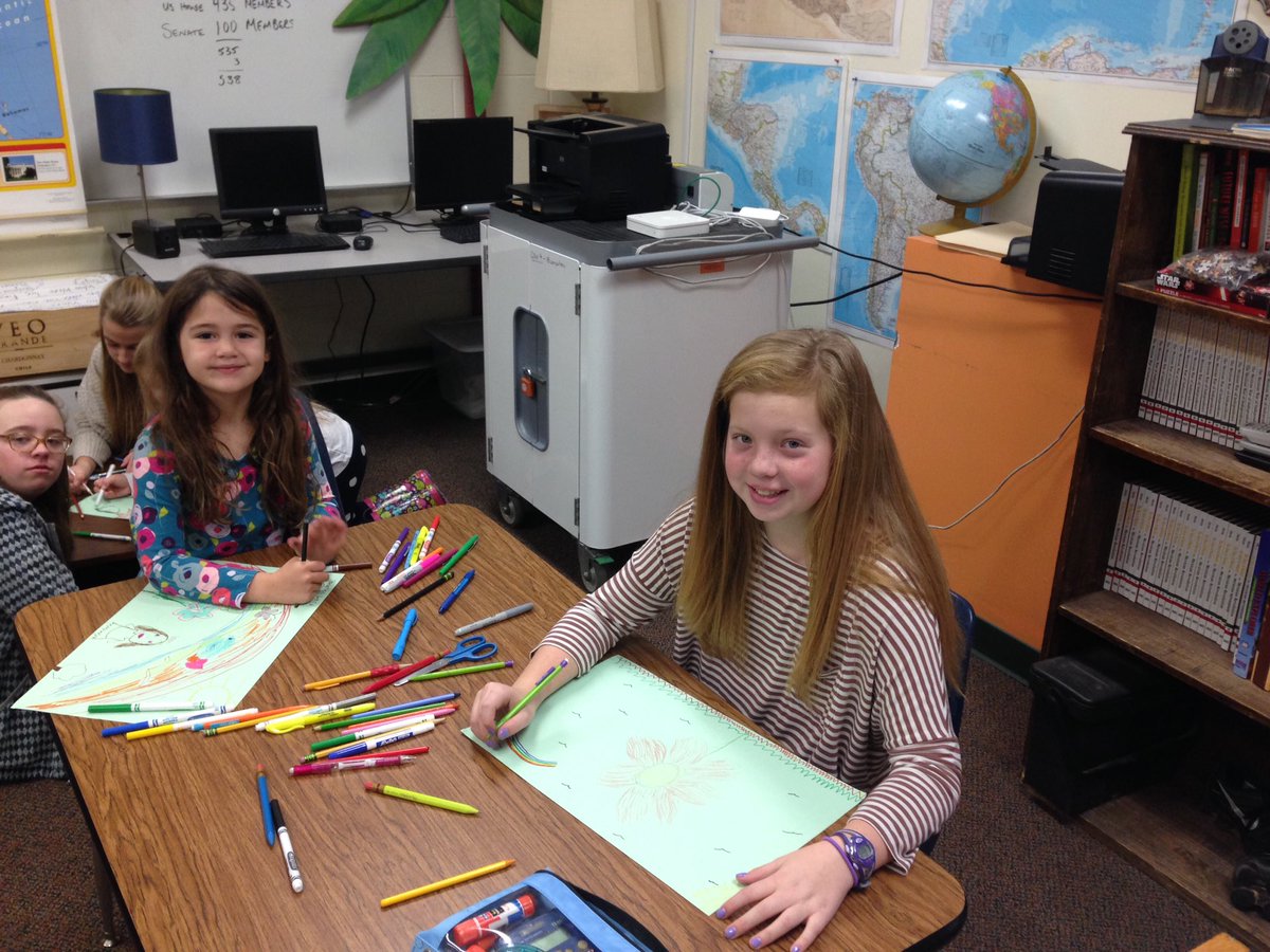 Summit6thSS's tweet photo. Big Friends and Little Friends Winter 2017 @summitschoolws #inspiringlearning https://t.co/o2jpthALxs