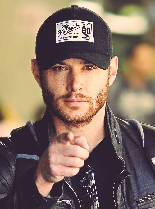 mr44n01's tweet photo. everything jensen does looks like a photoshoot. https://t.co/W5p0RW1I4d