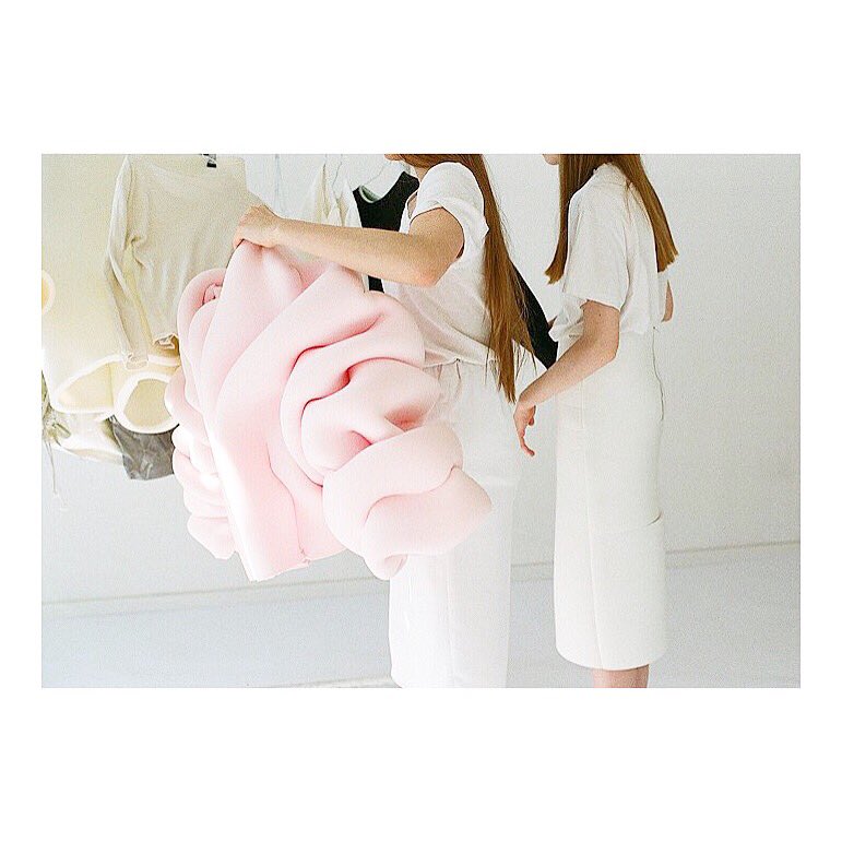wearescandale's tweet photo. #design of Nadine Goepfert explore her universe on #wearescandale
https://t.co/xBpf5lwo3E
#contemporaryfashion #fashiondesigner https://t.co/v4AnP0mxfJ