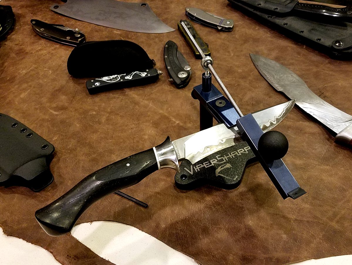 ViperSharp's tweet image. How big is your knife? vipersharp.com -Keep them sharp! #vipersharp #knife #knives #knifesharpening #knifesharpener