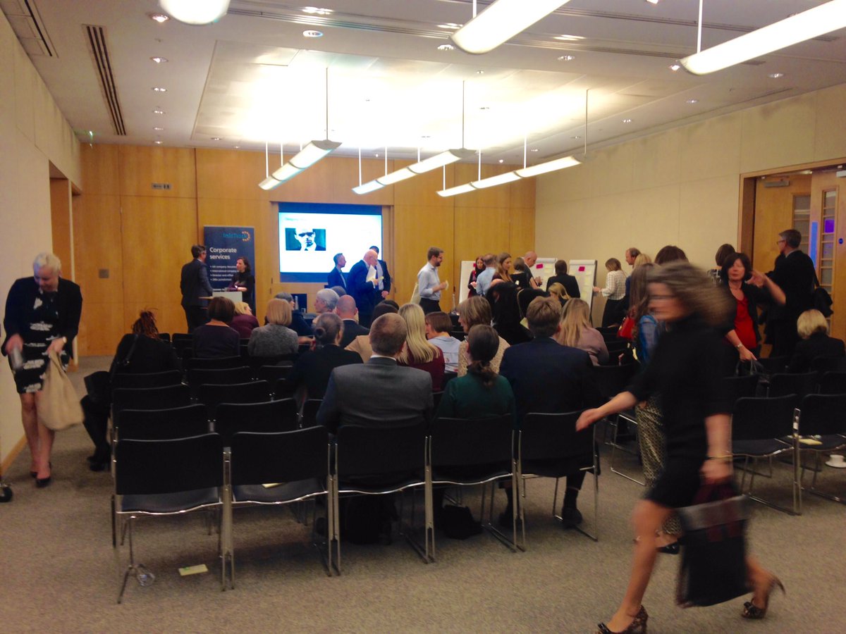TimLawLibrary's tweet photo. Stimulating AI &amp; legaltech talk by @alexgsmith at @biall_uk KM group seminar tonight. Thanks @jonbeaumont78 &amp; @InfoTrack_UK for hospitality. https://t.co/uJ090qq8ll