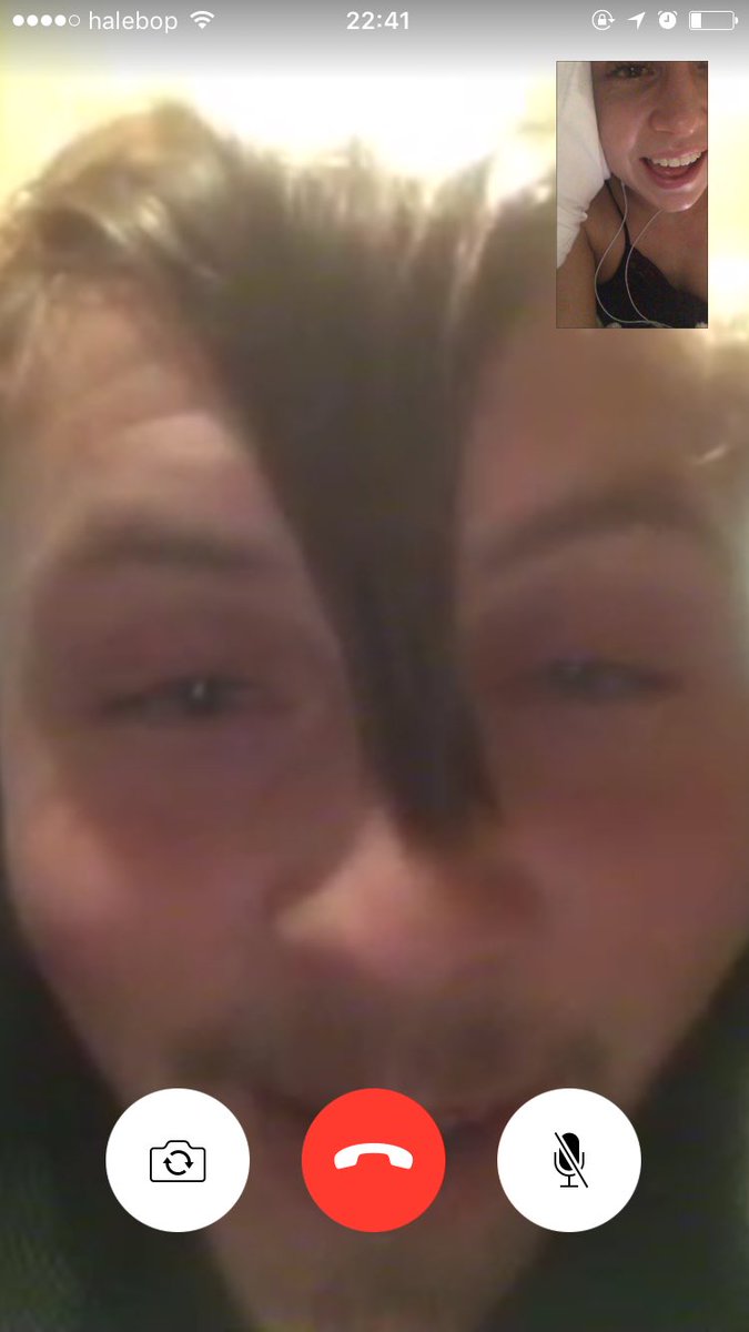 Distansförhållande on point 💏👇🏻 <a href="/fillegustafsson/">Philip Gustafsson</a>