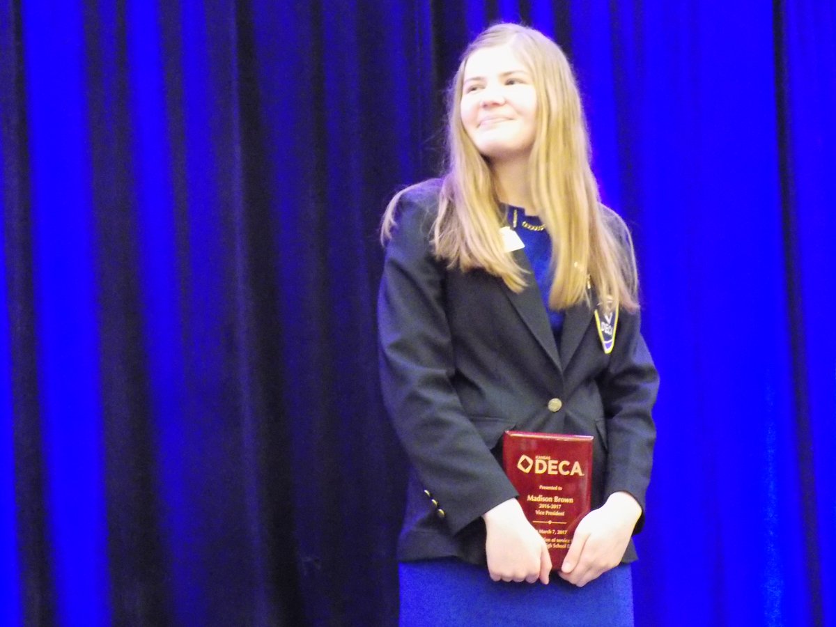 DECASMN's tweet photo. SMNorth DECA Qualifies 6 students for the International Conference in April in Anaheim, CA!!!!  Congrats North DECA #DECASMN!  Go Indians! https://t.co/jRz7DYCXoj