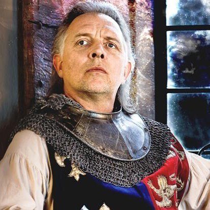 Happy birthday Rik Mayall. Was such an honour and a hilarious experience to spend a whole day with him 
