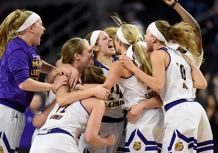 Jay Pickthorn (@pickjay) on Twitter photo #March2TheSummit <a href="/WIUWBB/">Western Illinois Women's Basketball</a> are the 2017 Summit League Champions! Photos: argusne.ws/2n3hZ9H <a href="/ArgusSports/">Argus Leader Sports</a> #SummitWBB #marchmadness #March2TheSummit <a href="/WIUWBB/">Western Illinois Women's Basketball</a> are the 2017 Summit League Champions! Photos: argusne.ws/2n3hZ9H <a href="/ArgusSports/">Argus Leader Sports</a> #SummitWBB #marchmadness