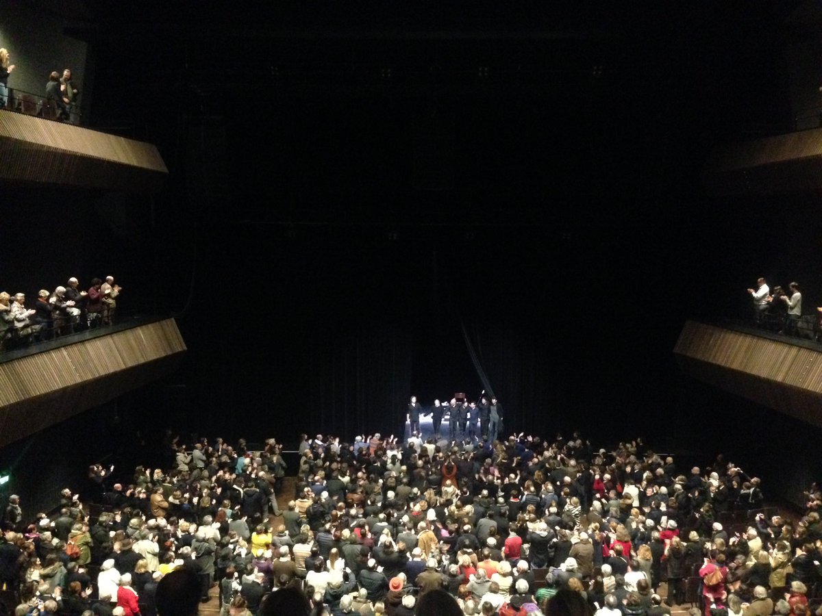 Magnifique Jean-Louis #Trintignant, sa poésie, ses musiciens et son élégance, ce soir à <a href="/sallepleyel/">Salle Pleyel</a>.