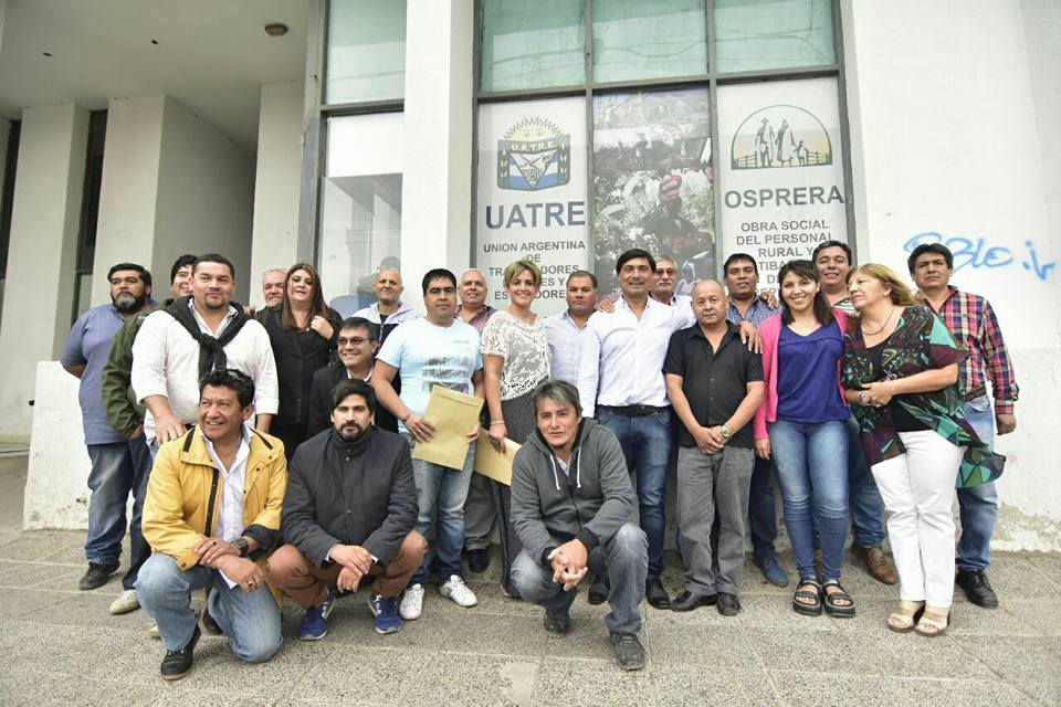 NancyGisbert's tweet photo. @naticonteok asumió como nueva delegada de Obra Social dl Personal Rural y Estibadores d la Rep Arg (OSPRERA) de RN https://t.co/9XOqfXOodn https://t.co/5UEQEoz1a4