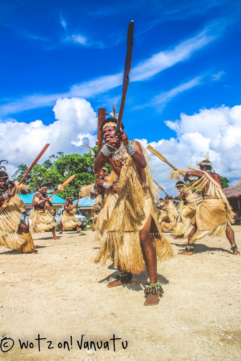 Phankoz's tweet photo. Chiefs Day. We observes the holiday to recognize the power on chieftains.
#Vanuatu #Chiefsday #tradition #customs #malvatumauri #pacific https://t.co/sLlmKfvSl9