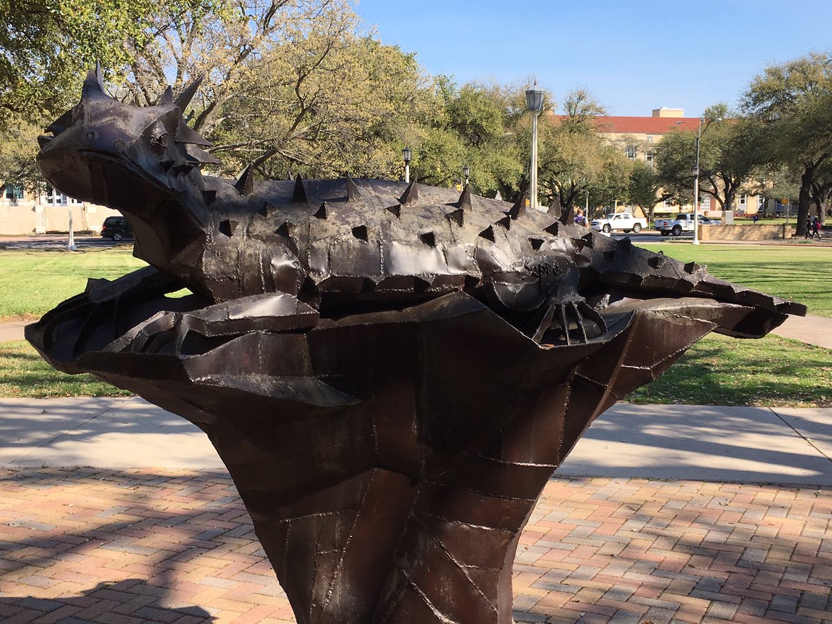 CCDSCollege's tweet photo. Finished off the #MagicintheMetroplex with a fantastic visit to @TCUAdmission Wow! https://t.co/lxsnEa8DD2