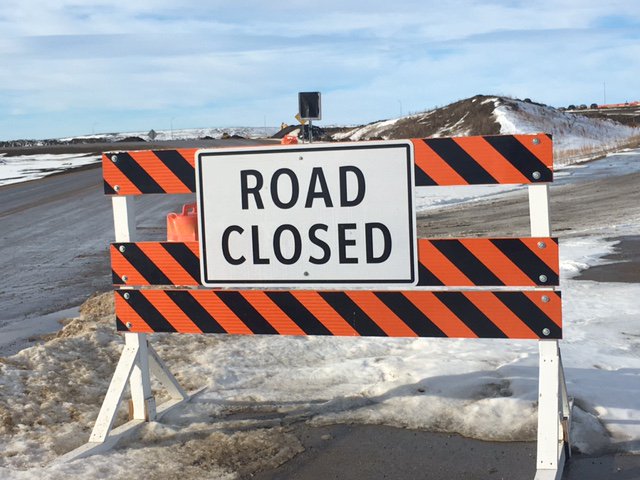 Travel is NOT recommended around #YQR. Highway #1 East and West is now closed due to blizzard. Check the <a href="/SKGovHwyHotline/">Highway Hotline</a> before you travel.