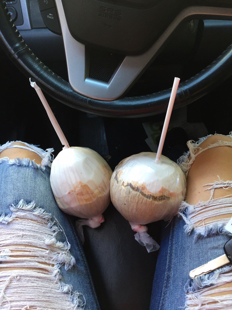 arielsmusic's tweet photo. Fresh coconut milk - this could turn into a problem #yum 😍 thanks Mr Coconut Man https://t.co/y7NtnodlML
