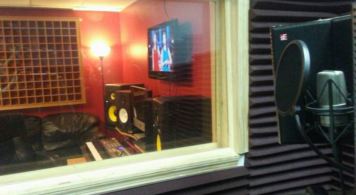 Twin_madent tweet media