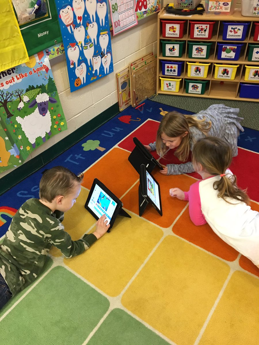 MrsCTechnology's tweet image. Kindergartens coding with @ScratchJr