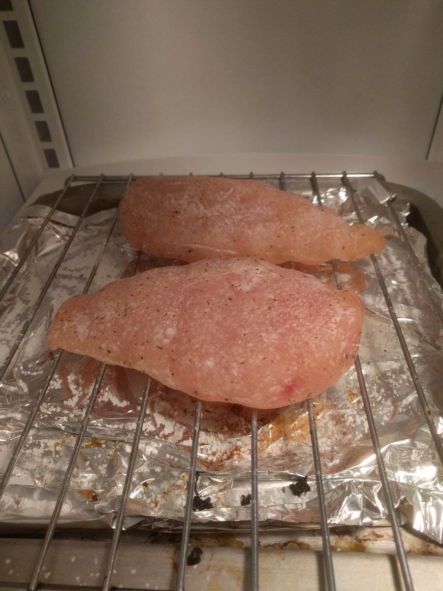 drinkingwknives's tweet photo. Tonight. We return. With these sweet 24-hour dry bribe babies and plenty of wine. Are you gonna be there? https://t.co/vtrsYHEClk