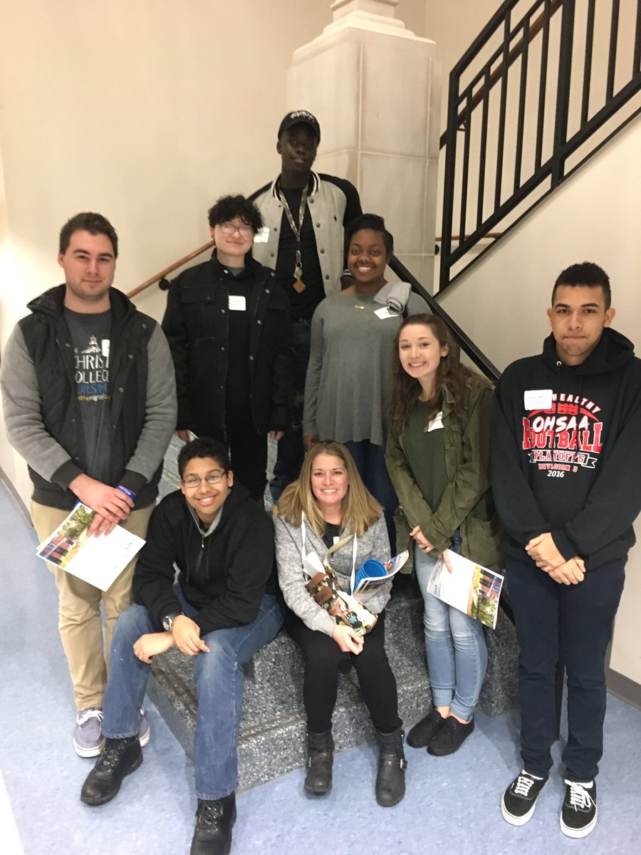 Awesome day w/ <a href="/mthealthyhs/">Mt Healthy Jr/Sr HS</a> students at #LiveSurgery <a href="/ChristHospital/">The Christ Hospital Health Network</a>. We look forward to helping you pursue an education in health care!