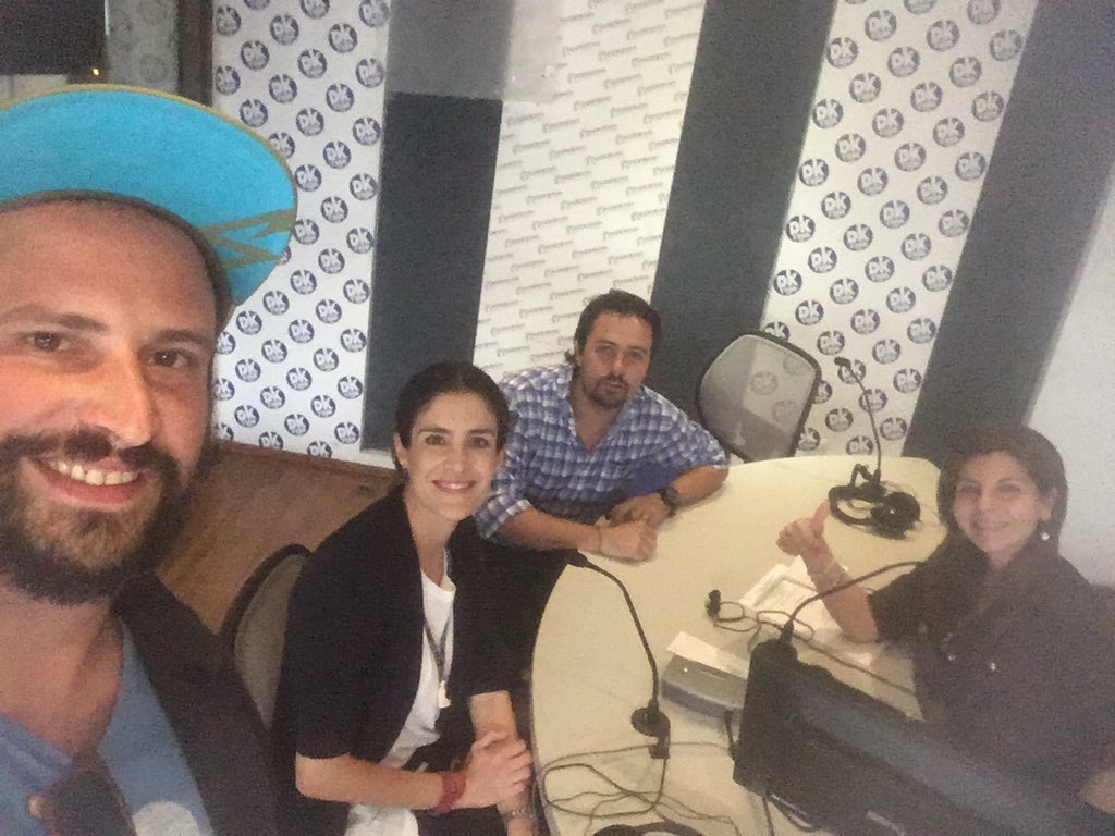 Platicando de tortugas, aguachiles y caguamas en <a href="/dk1250/">DK 1250</a> con Gaby, Ana, <a href="/sarajimenezsoto/">Saralicia Jimenez</a> <a href="/gusmontoyaf/">Gus Montoya</a> <a href="/guerragus/">Gus Guerra</a> #conDineroYsinDinero