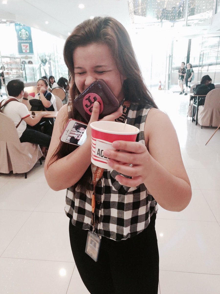 hakunapatataaa's tweet photo. Yaaay! Thanks a lot guys! 👍 https://t.co/OtUdvHE4ND