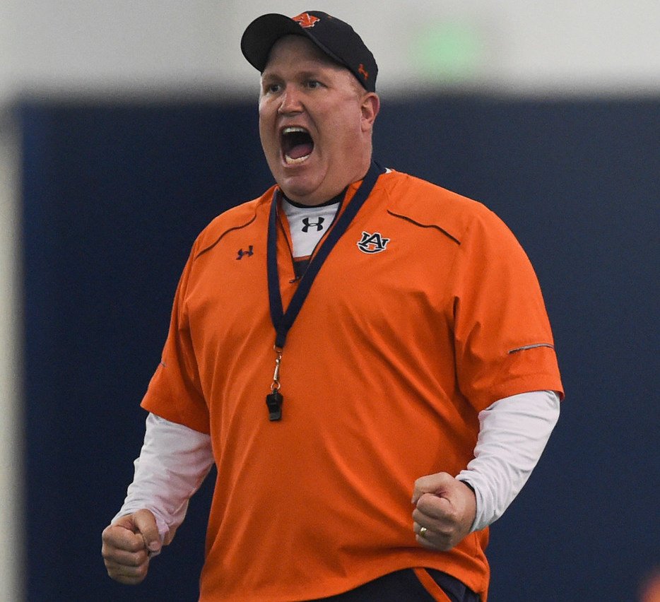 WesleySinor's tweet image. When mom makes pizza rolls