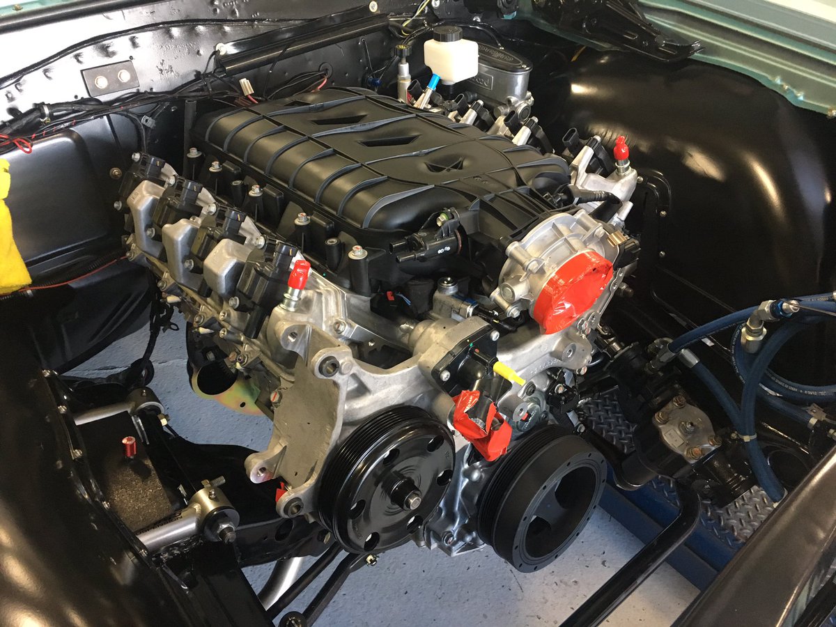 John_Hotchkis's tweet photo. New Chevrolet Performance LT1. Chevelle motivator! https://t.co/OpUijVrpBR