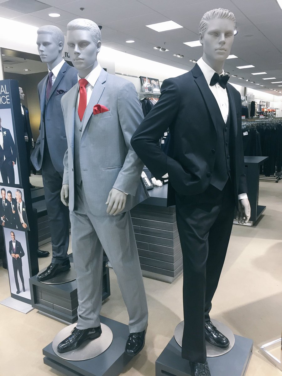ClearLakeHSss's tweet photo. Prom season y'all! Come get fitted at The Tuxedo Shop. Hit @MoMoney_Raya before you come through and he'll hook it up! https://t.co/p0bpCTgU54
