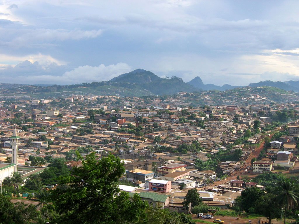 Douala is the largest city in Cameroon. #Cameroon #Cameroun #City RT <a href="/Camer24/">Keara Cameron</a> ""