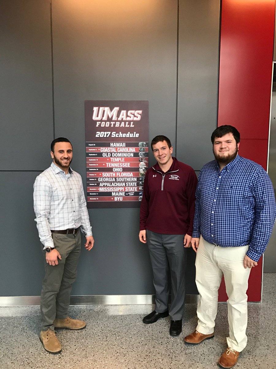 coachgregweb's tweet photo. Great visit today @UMassFootball seeing two of @SCfootball_ 's own hard at work! @Mike_Barbuto6 @BobbyBozym77 #SCnetwork https://t.co/9fNK1ZdBiL
