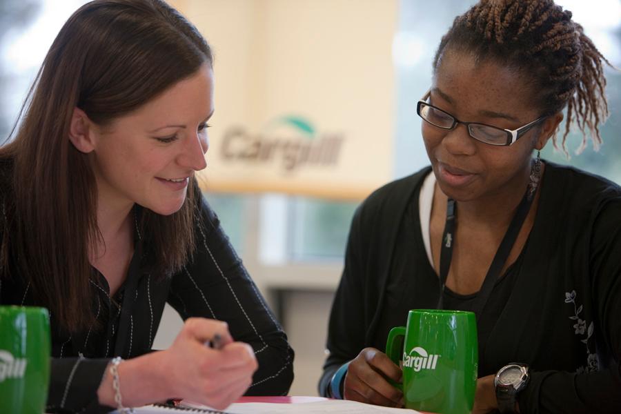 Cargill's tweet photo. Why we must continue recruiting talented women &amp; promote them to leadership roles https://t.co/FQiwW98udo #gendergap #InternationalWomensDay https://t.co/ZOrU5pE4vh