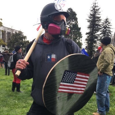 JapWeeb's tweet photo. @BlakeBellaBlack //giant sticks of lumber https://t.co/inkWh01Yfi