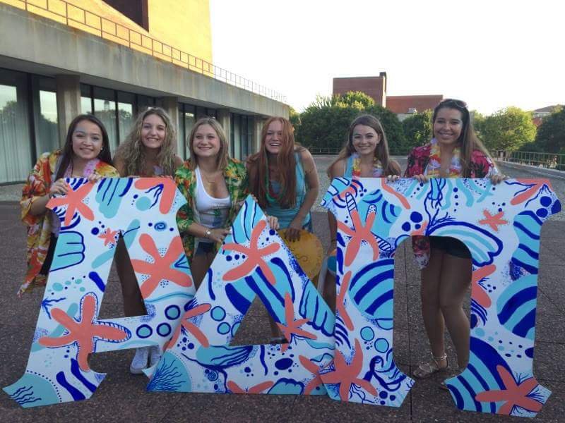 You could say bid day was a success <>

#UIUCPanhelPrideWeek #UIUCtwyk #adpi