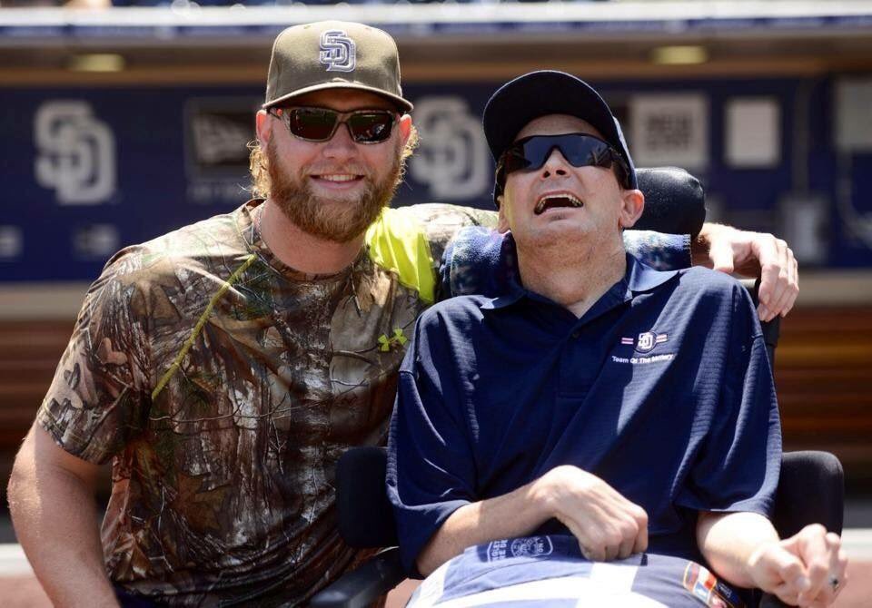 pitchforcause's tweet photo. Please take time to pray for this family! He was protecting others when injured and put up such a great fight! Rest In Peace Capt. Bill https://t.co/5kOjbHNOgb