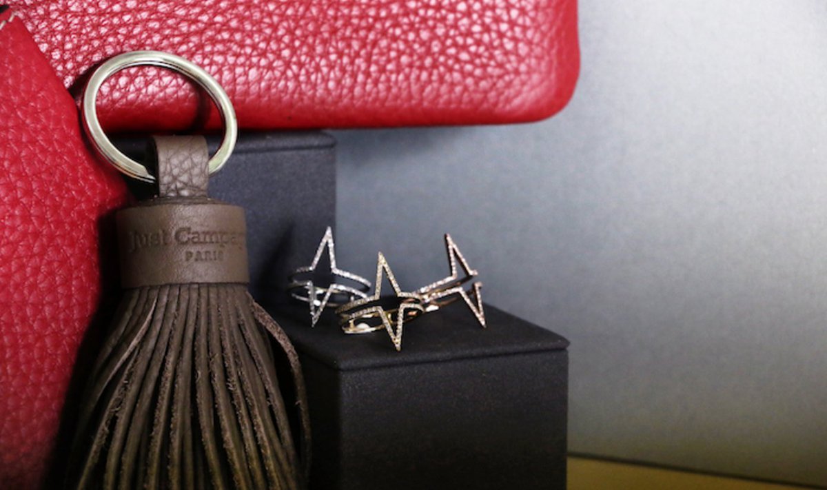 Plukka and @justcampagne are offering free personalisation with any purchase. Register here!  bit.ly/2n3RLDE