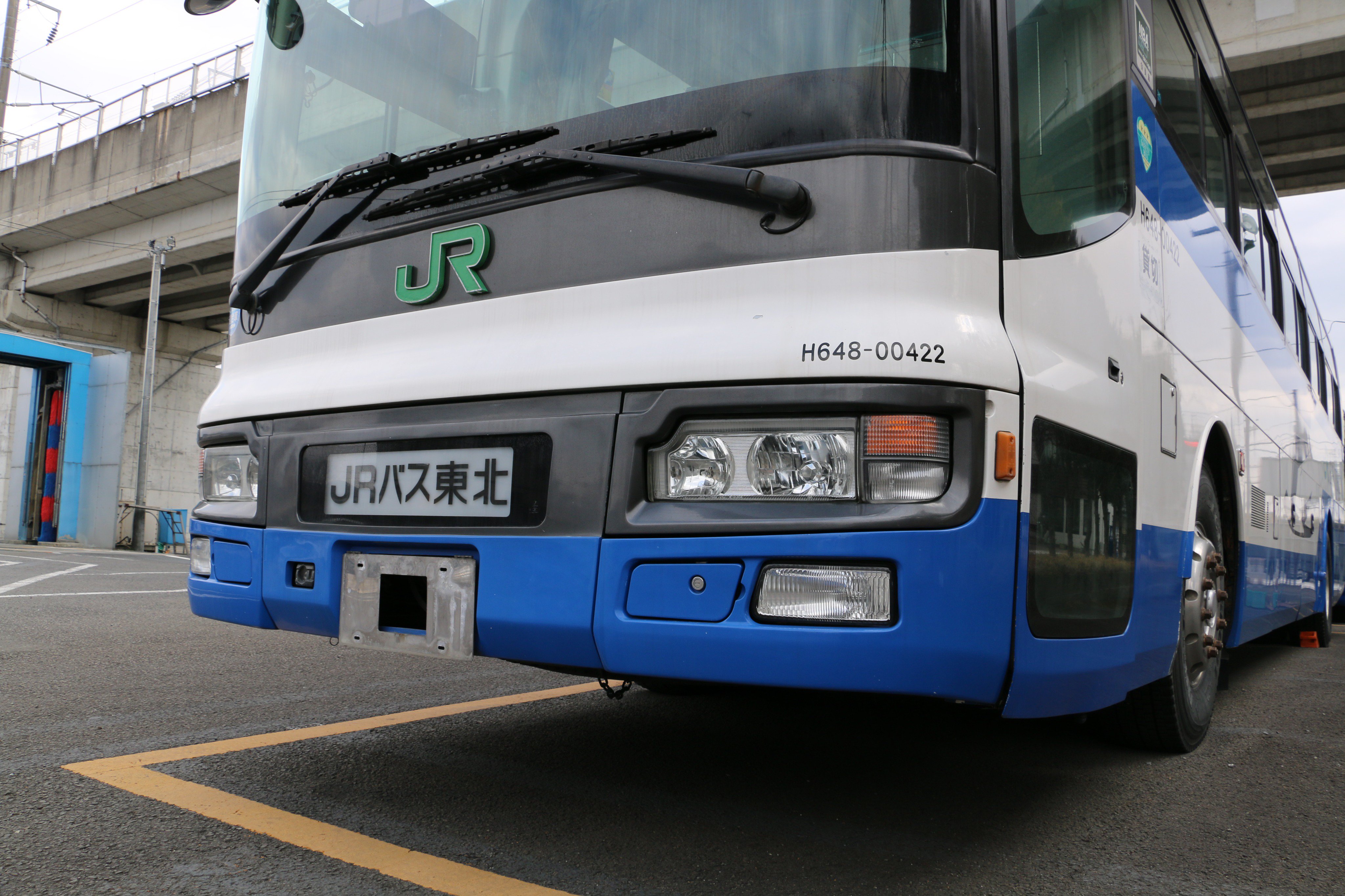 JRバス東北　日産UD3軸車 JRバス東北 日産UD3軸車
