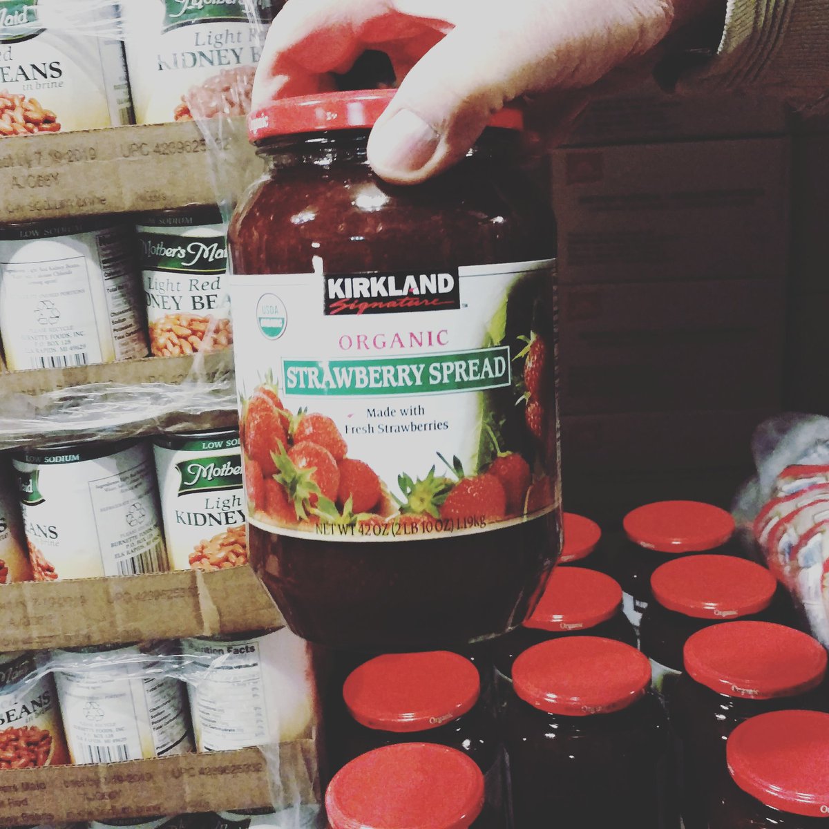 foodforalldc's tweet photo. #FFAFACTS #10

We delivered strawberry jam a few weeks ago. It was organic. The jars were quite big. 

See below if you don't believe me. https://t.co/TJz7sCkxnG