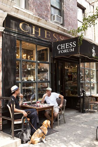 If you are ever in Manhattan, take a walk on Thompson St. 1 of the most interesting places to stroll #GreenwichVillage #nyc #ChessForum