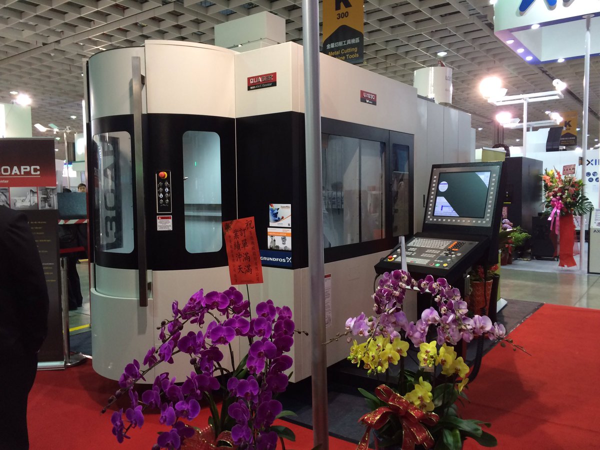 MMS_MattDanford's tweet photo. Rare species spotted at #Quaser booth at #TIMTOS2017: #five-axis with a pallet changer. Co. will soon open US office #machining #automation https://t.co/B3mJhfXOoe