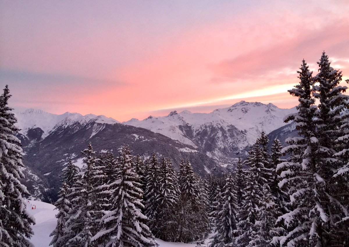 Today is going to be great! #courchevel #cvlmoment <a href="/3Vallees_france/">Les 3 Vallées</a> <a href="/SavoieMontBlanc/">Savoie Mont Blanc</a>