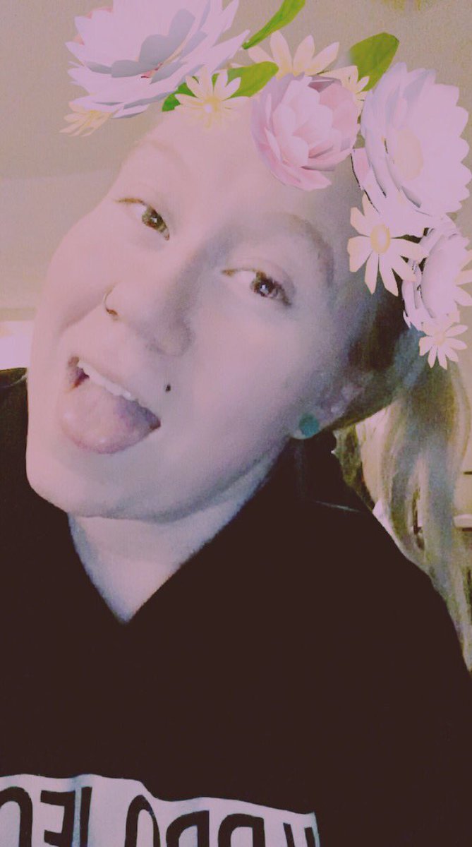 lizybeth93x's tweet image. Rockin my #ProjectColliners hoodie (can&apos;t really see it) lol but it&apos;s thurrr @WeeklyChris