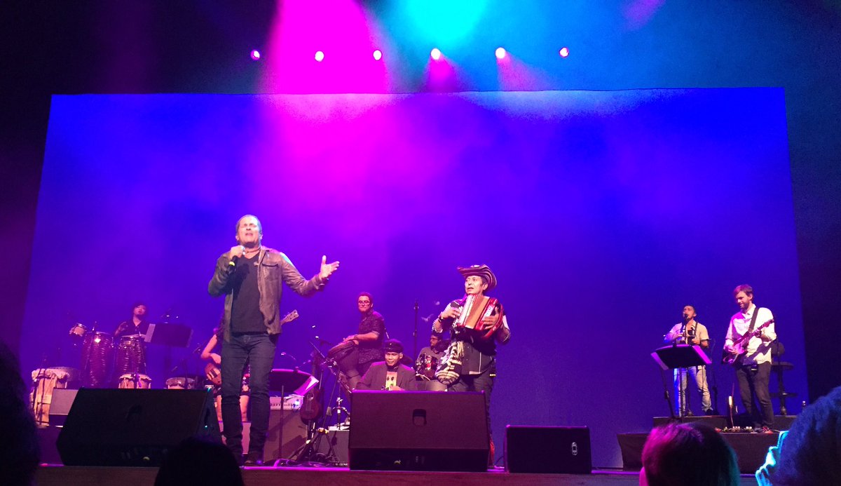 claudiapalacios's tweet photo. Mágico concierto Berklee College of Music #Caminosdeidayvuelta https://t.co/zI42HSq3p8