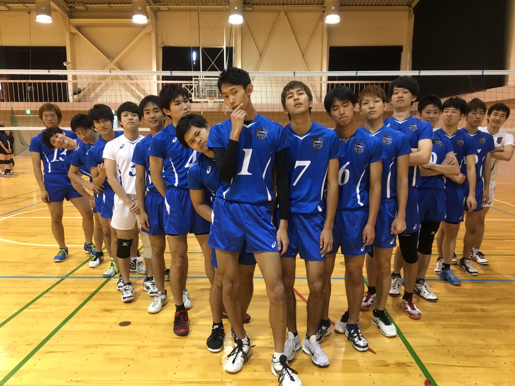 تويتر 横浜国立大学男子バレーボール部 على تويتر 新入生の皆さんへ 横国合格おめでとうございます 体育会男子バレー部は 選手 マネージャー共に募集中です このアカウントでは日頃の活動の様子を載せていきますので ぜひフォローして下さい 春休み
