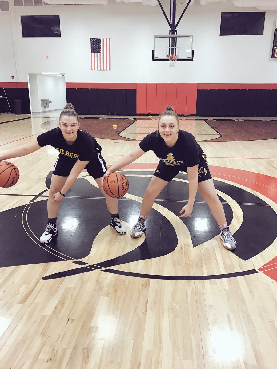 stacyhock03's tweet photo. grinding with no days off https://t.co/tL7N2Ffxwk