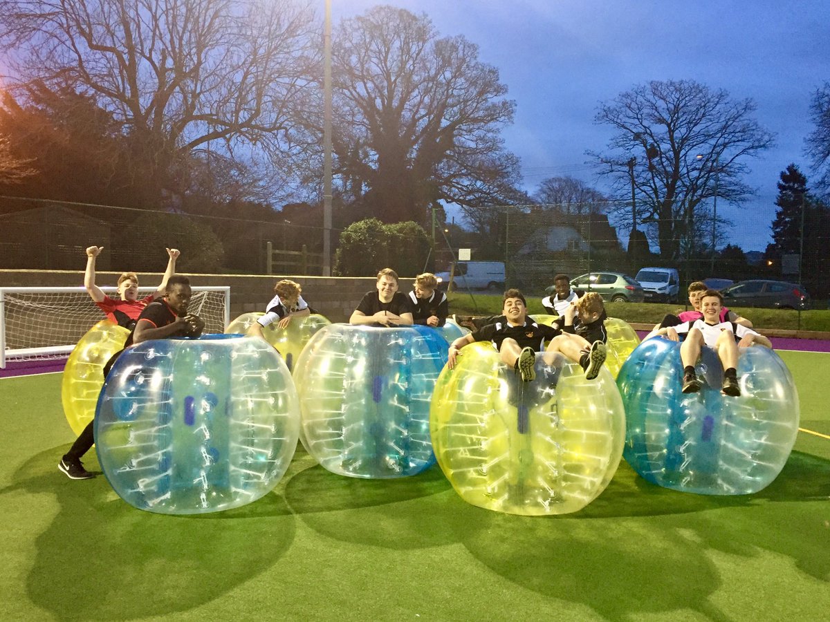 GFZorb's tweet photo. Great evening getting involved with Wycliffe College and their BTEC students @SportWycliffe https://t.co/JgthiRuPCg