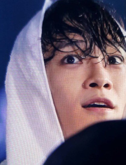 찬열 : 종대야 우리가 신혼 생활하는 꿈 꿨다??? 아침에 일어나보니까 부엌에서 알몸에 에이프런만 입은...
종대 : ㅈ,잠깐! 부끄럽게 대낮부터
찬열 : 내가 밥 짓고 있는 꿈.
종대 : 더러운 소리 하지마.