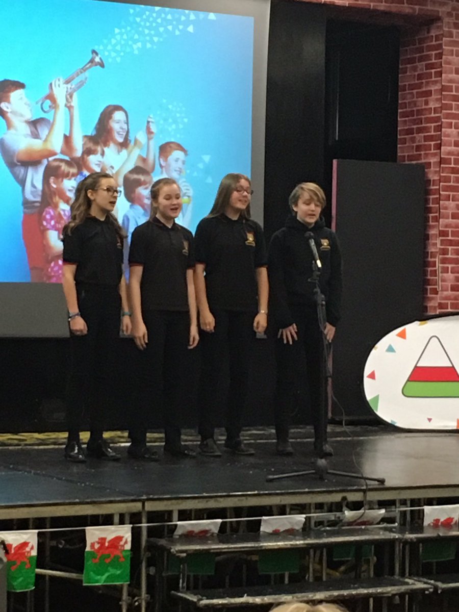 YsgolLlanhari's tweet photo. Ensemble lleisiol bl. 7-9 https://t.co/g43G2P3KNd